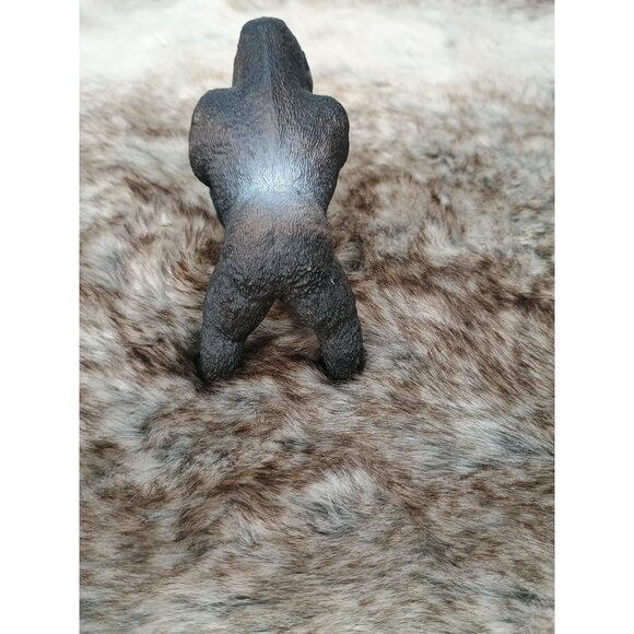 Black Gorilla Figurine Animal Sculpture Made Of Resin For Collectors Or Home Dec - Picture 4 of 5